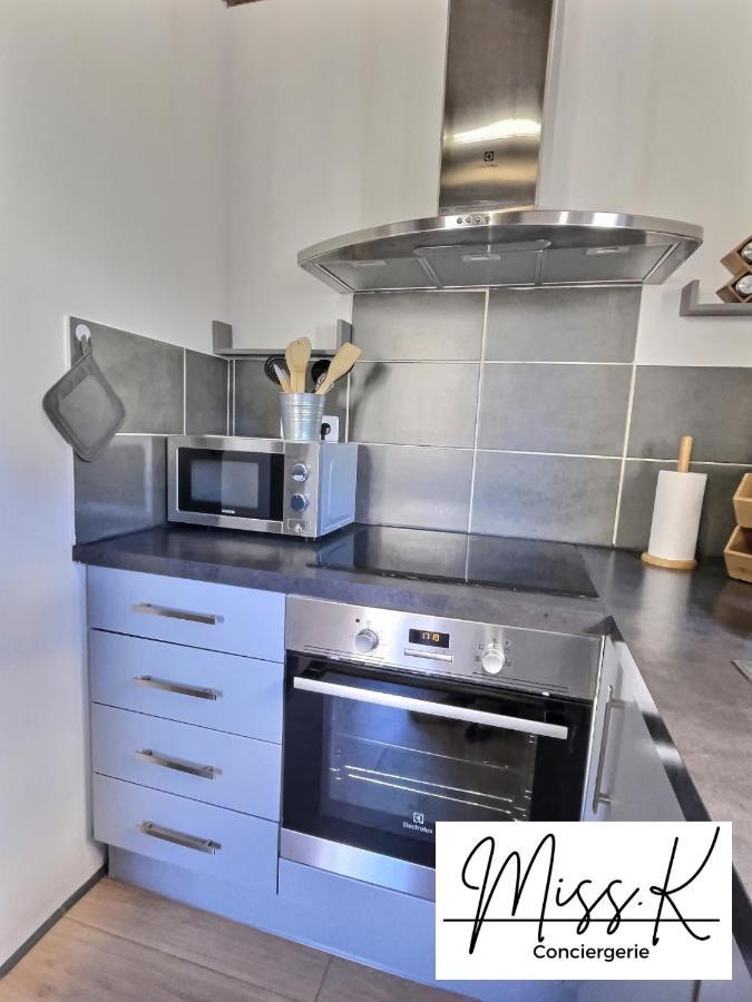"La Fenetre Sur Le Marche" De Miss.K Conciergerie Apartment Chatillon sur Chalaronne Bagian luar foto