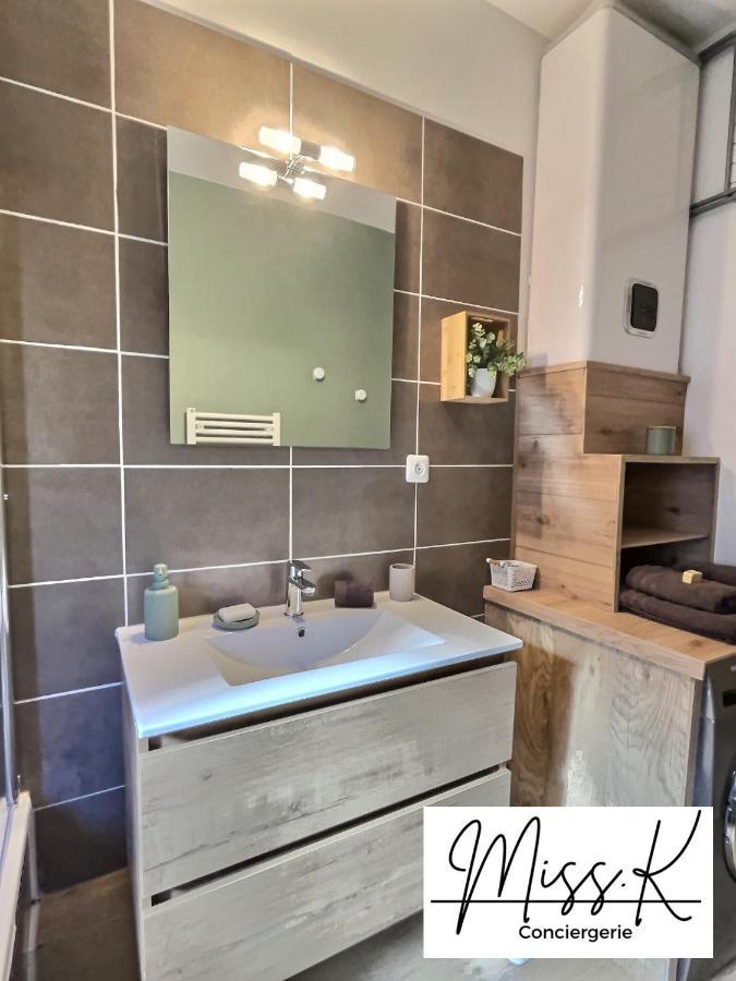 "La Fenetre Sur Le Marche" De Miss.K Conciergerie Apartment Chatillon sur Chalaronne Bagian luar foto